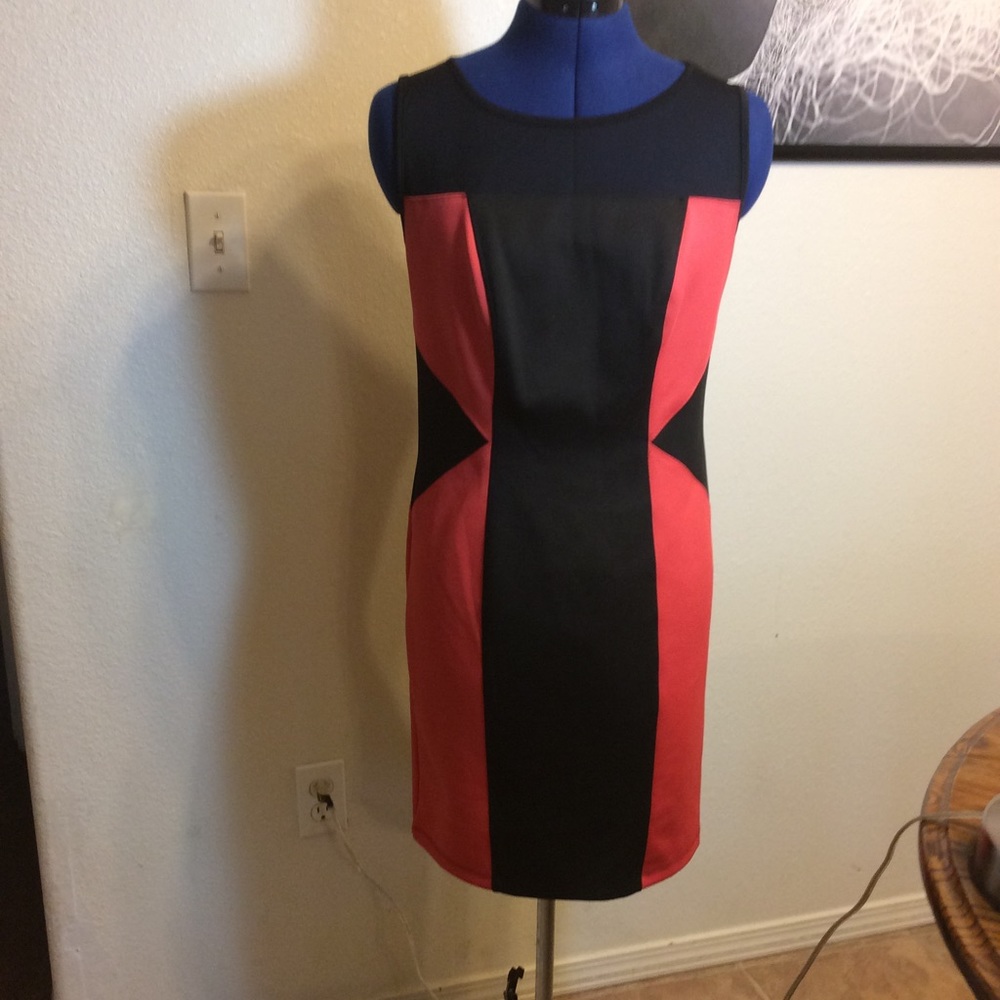 Figure flattering sleeveless dress